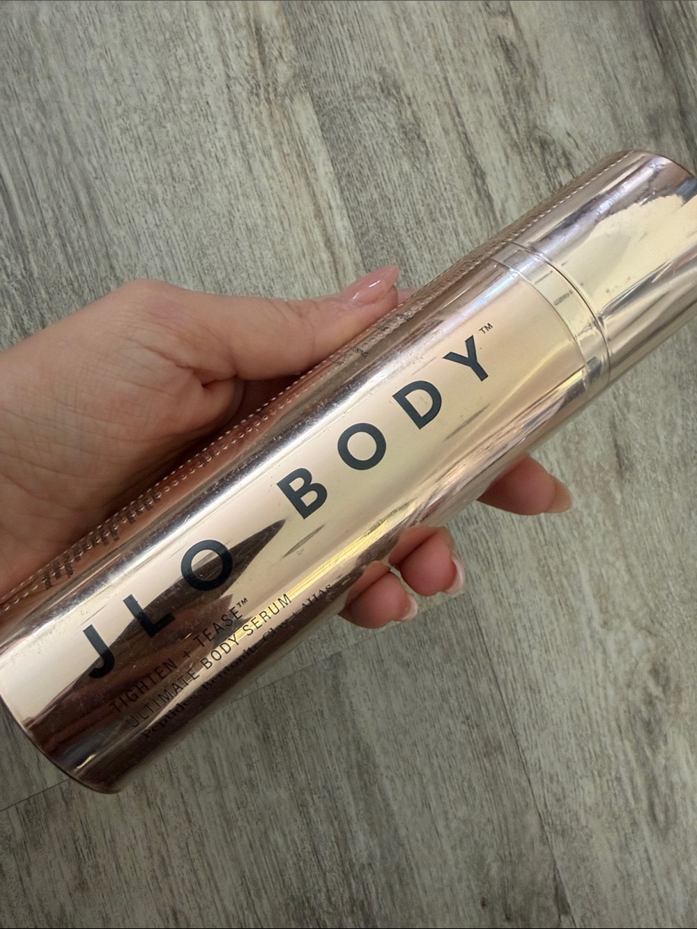 JLo Body Rose Gold Body Serum – Hydrating & Smoothing